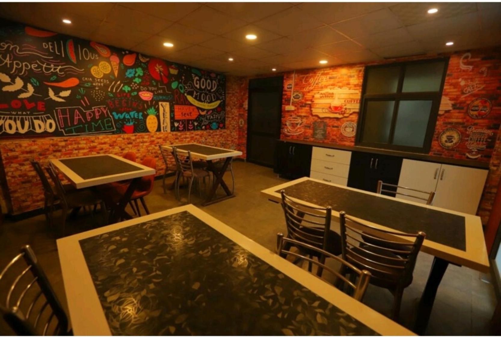 Hotel The Almora By Rs Global Near By Delhi International Airport With - Free Airport Drop New Delhi Exteriör bild