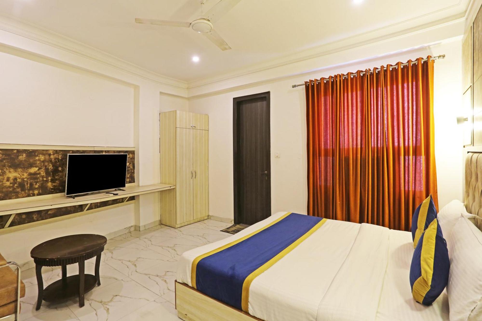 Hotel The Almora By Rs Global Near By Delhi International Airport With - Free Airport Drop New Delhi Exteriör bild